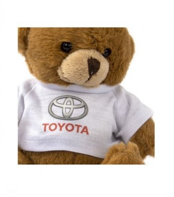 Toyota pólós mackó