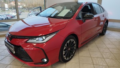 TOYOTA COROLLA Sedan 1.8 Hybrid GR-Sport e-CVT MAGYAR