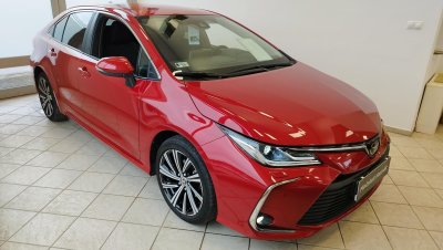 TOYOTA COROLLA Sedan 1.5 Comfort Style Tech MAGYAR
