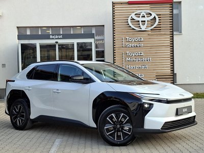 TOYOTA BZ4X Style 224 LE FWD