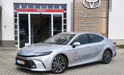TOYOTA CAMRY 2.5 Hybrid Prestige e-CVT