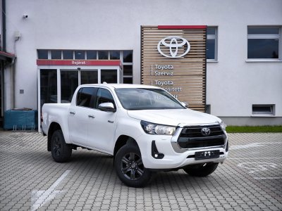 TOYOTA HI LUX Hilux 2.4 D-4D 4x4 Double Active (Automata)