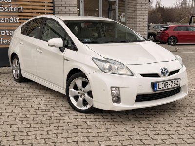 TOYOTA PRIUS 1.8 HSD Sol NAVI (Automata) Mo.-i!