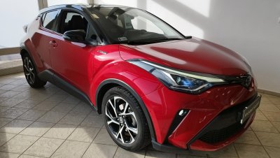 TOYOTA C-HR 1.8 Hybrid Selection e-CVT MAGYAR