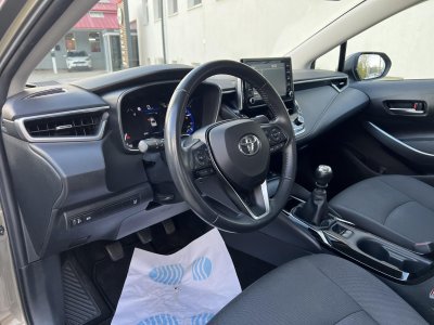 TOYOTA COROLLA Sedan 1.6 Comfort Tech