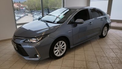 TOYOTA COROLLA Sedan 1.8 Hybrid Comfort Tech e-CVT MAGYAR