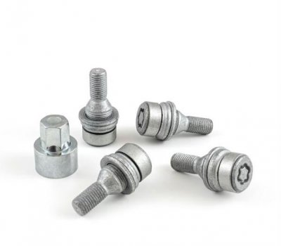 Toyota Aygo kerékőr lemezfelnihez