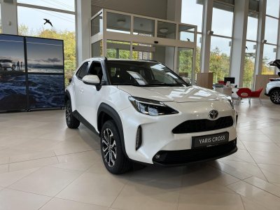 TOYOTA YARIS CROSS 1.5 Hybrid Style e-CVT