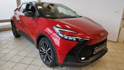 TOYOTA C-HR 2.0 PHEV Executive e-CVT MAGYAR