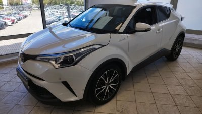 TOYOTA C-HR 1.8 Hybrid Executive e-CVT MAGYAR