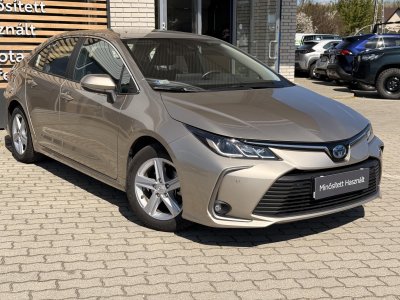 TOYOTA COROLLA 1.8 Hybrid Comfort Tech e-CVT Mo.-i. 1 tulajdonos! Téli-Nyári Kerék!