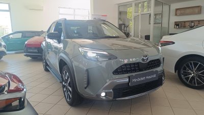 TOYOTA YARIS CROSS 1.5 Hybrid Premiere Edition AWD e-CVT VIP
