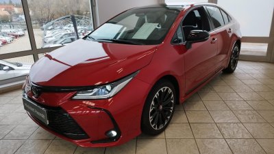 TOYOTA COROLLA Sedan 1.8 Hybrid GR-Sport e-CVT 140LE