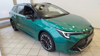TOYOTA COROLLA Touring Sports 1.8 Hybrid GR Sport e-CVT MAGYAR