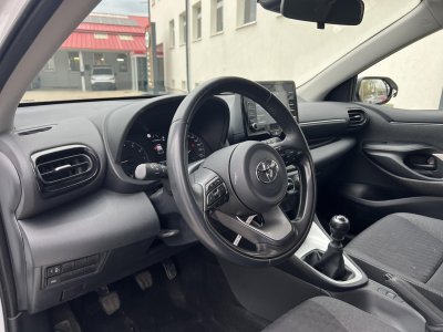 TOYOTA YARIS 1.5 VVT-i Comfort Style