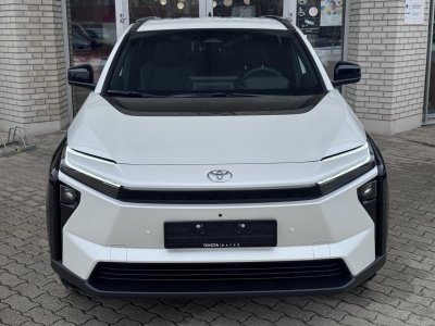 TOYOTA BZ4X Executive AWD